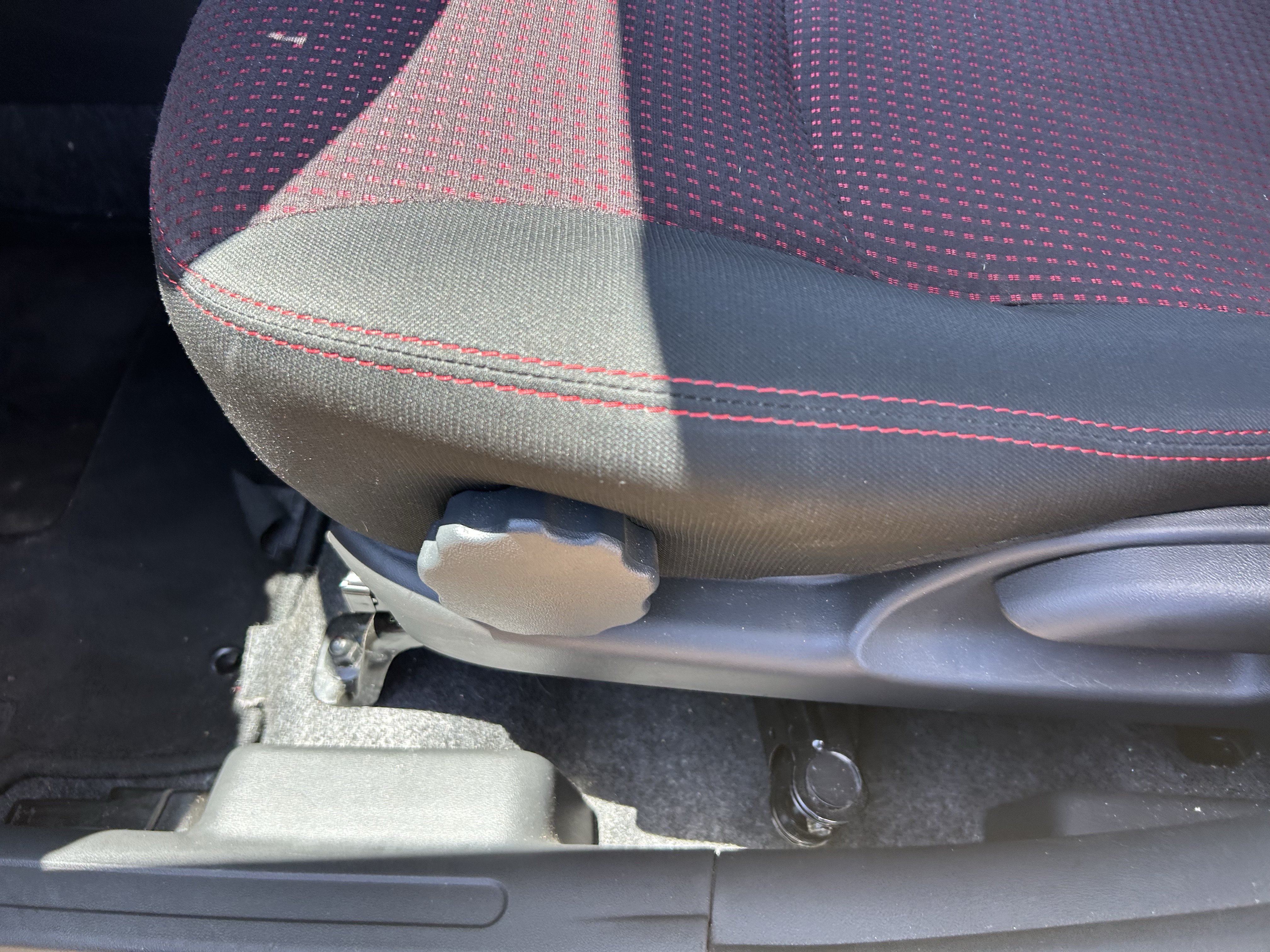 2024 Mitsubishi Mirage Black Edition - Photo 15
