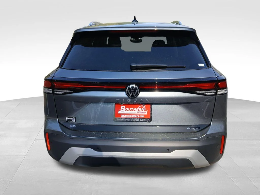 New 2026 Silver Volkswagen 2.0T SE image 4