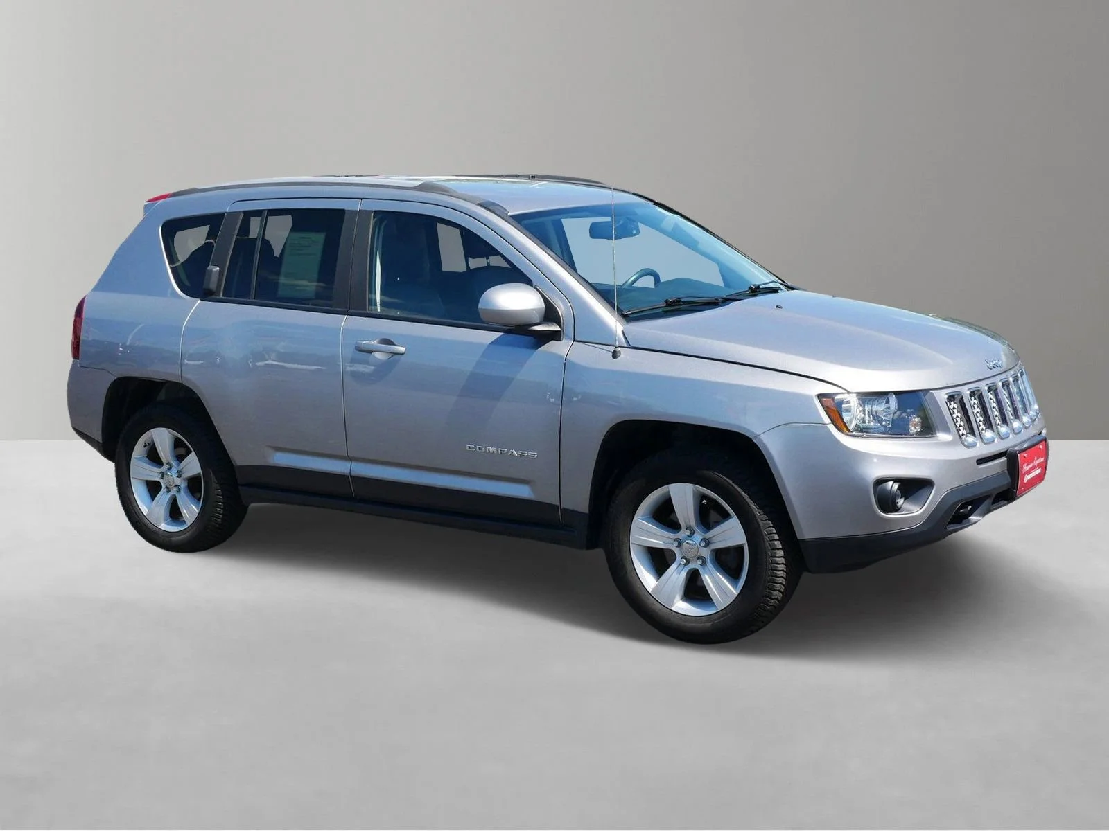 Used 2016 Jeep Compass Latitude with VIN 1C4NJDEB6GD599042 for sale in White Bear Lake, Minnesota