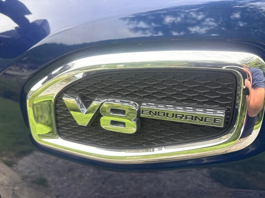 Used 2021 Blue Nissan SV image 5