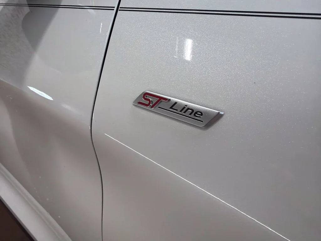 Used 2023 Oxford White Ford ST-Line image 11