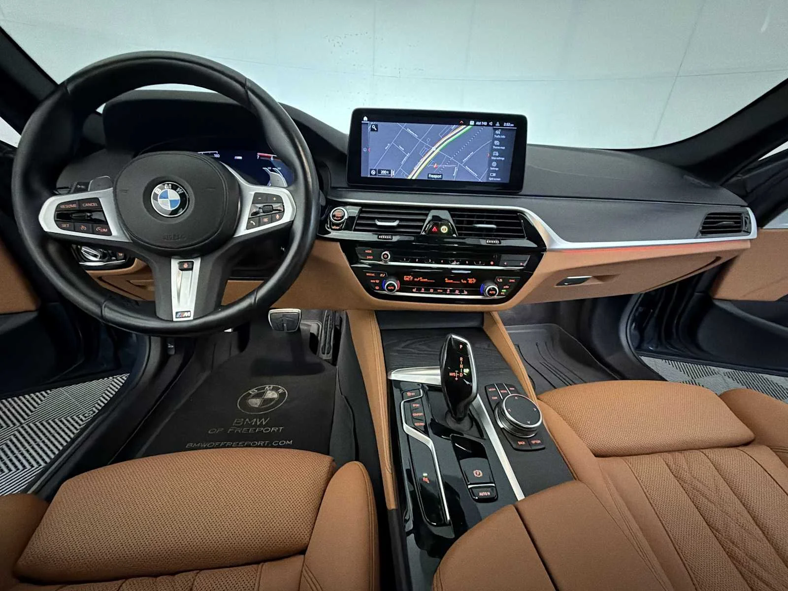 2023 BMW 5 Series 530i - Photo 16