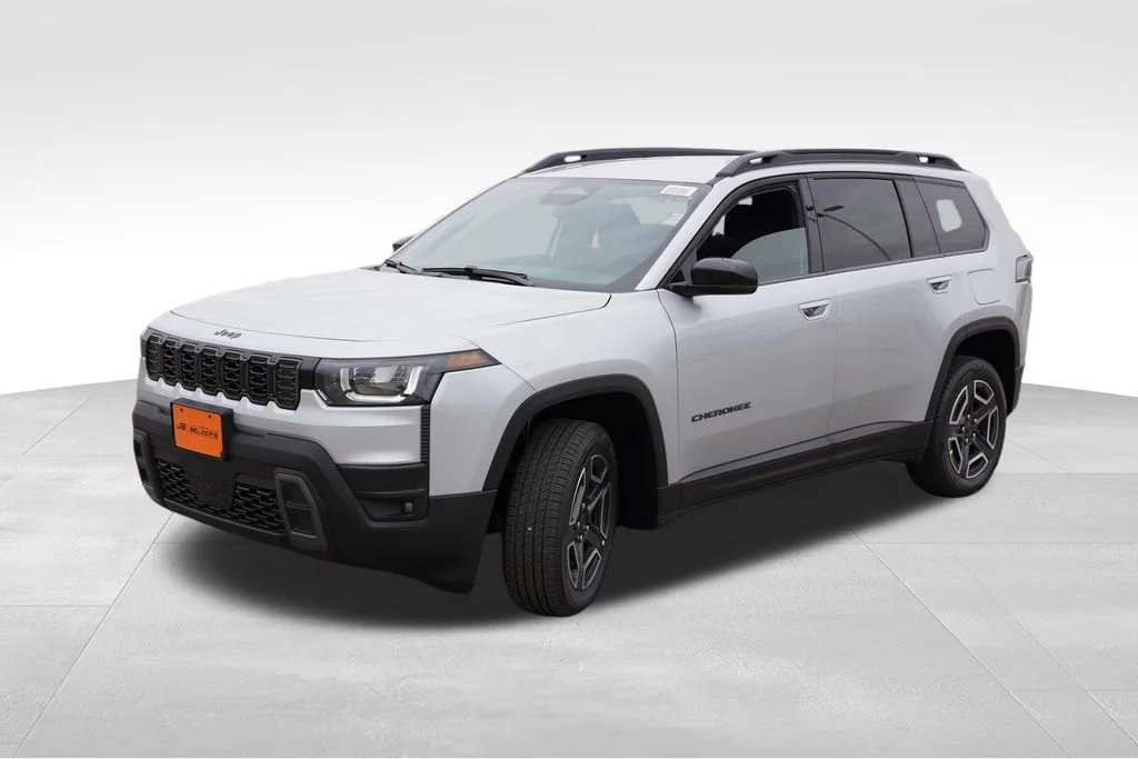 New 2026 Silver Zynith Clear-Coat Exterior Paint Jeep Limited image 7