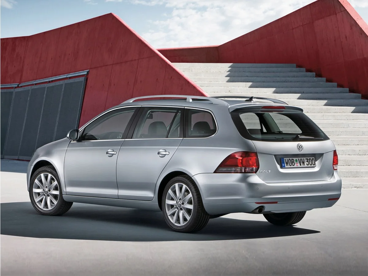 2014 Volkswagen Jetta SportWagen's photo