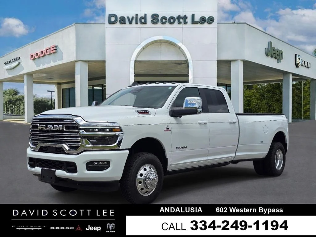 Used 2025 White Ram Laramie image 1