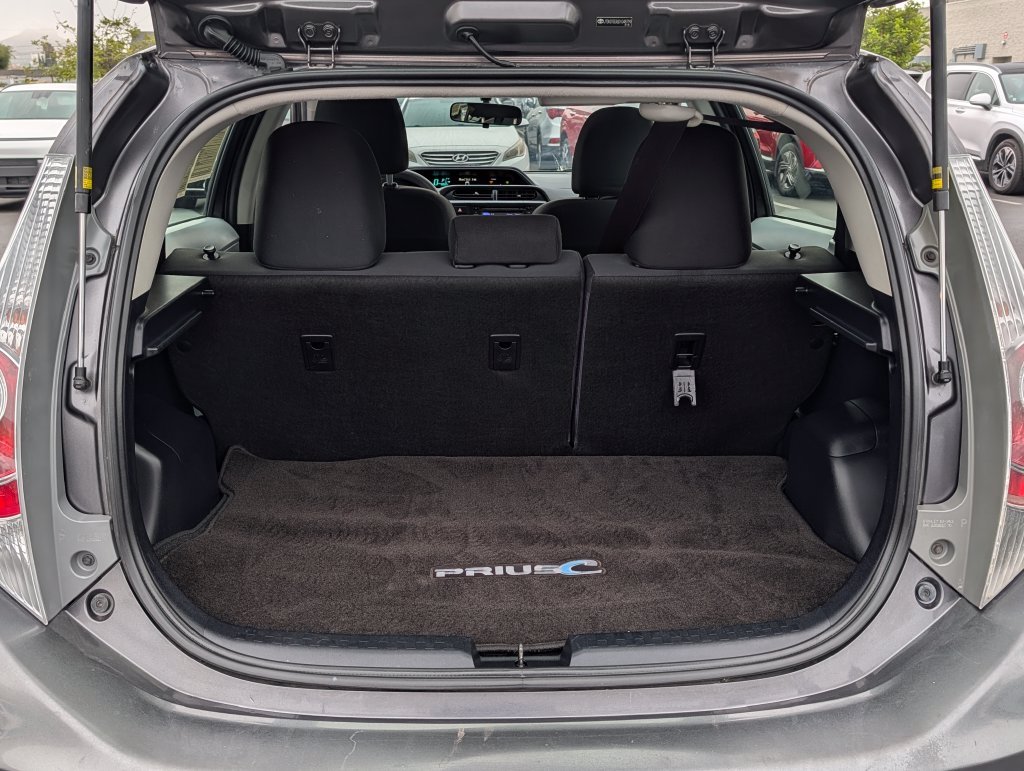 2013 Toyota Prius c Three - Photo 10
