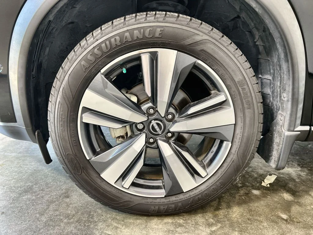 Certified Used 2023 Black Nissan SL image 19