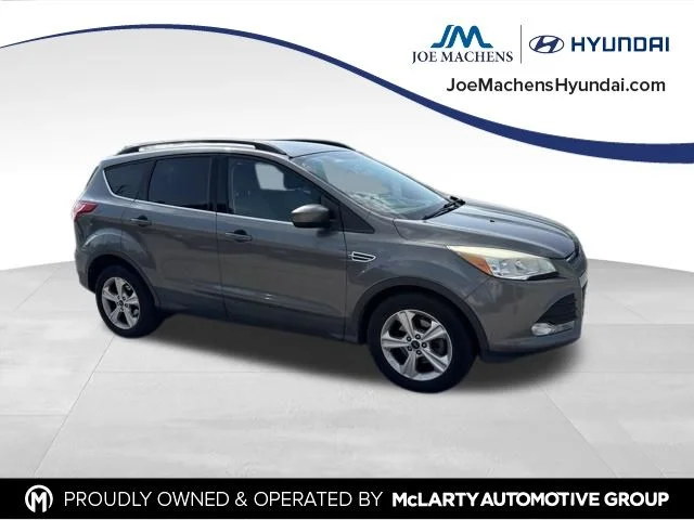 Used 2014 Gray Ford SE image 4