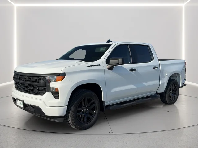 Pre-Owned 2024 Chevrolet Silverado 1500 Custom