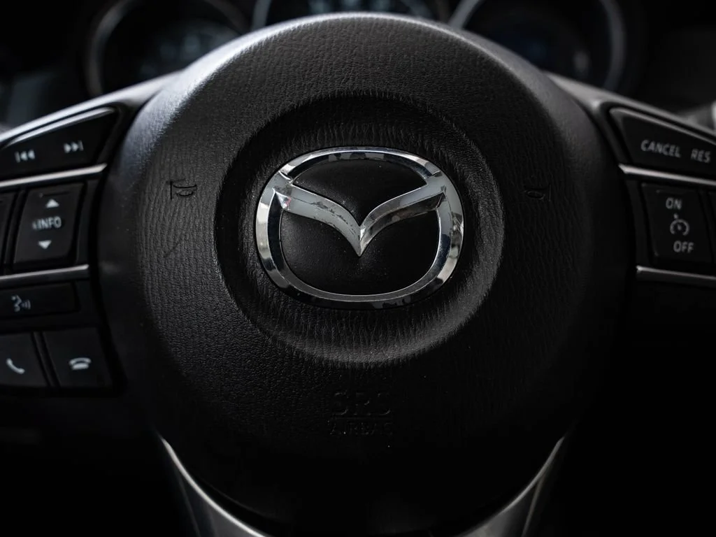 Used 2016 Soul Red Metallic Mazda Grand Touring image 30