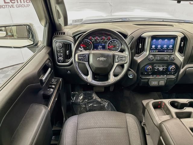 Used 2019 Beige Chevrolet RST image 21