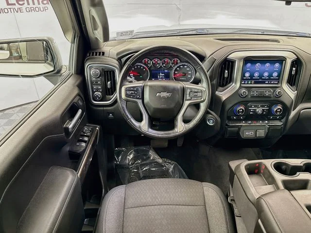 Used 2019 Beige Chevrolet RST image 21