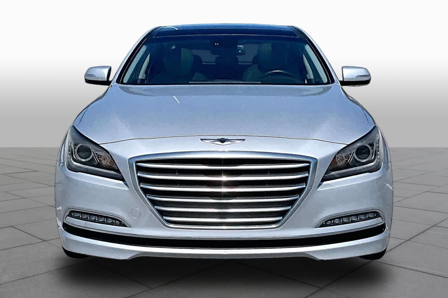 Pre-Owned 2016 Hyundai Genesis 3.8L