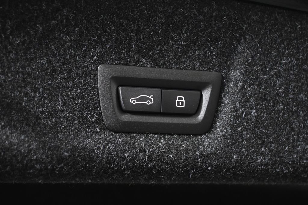 Used 2026 Black BMW 330i xDrive image 38