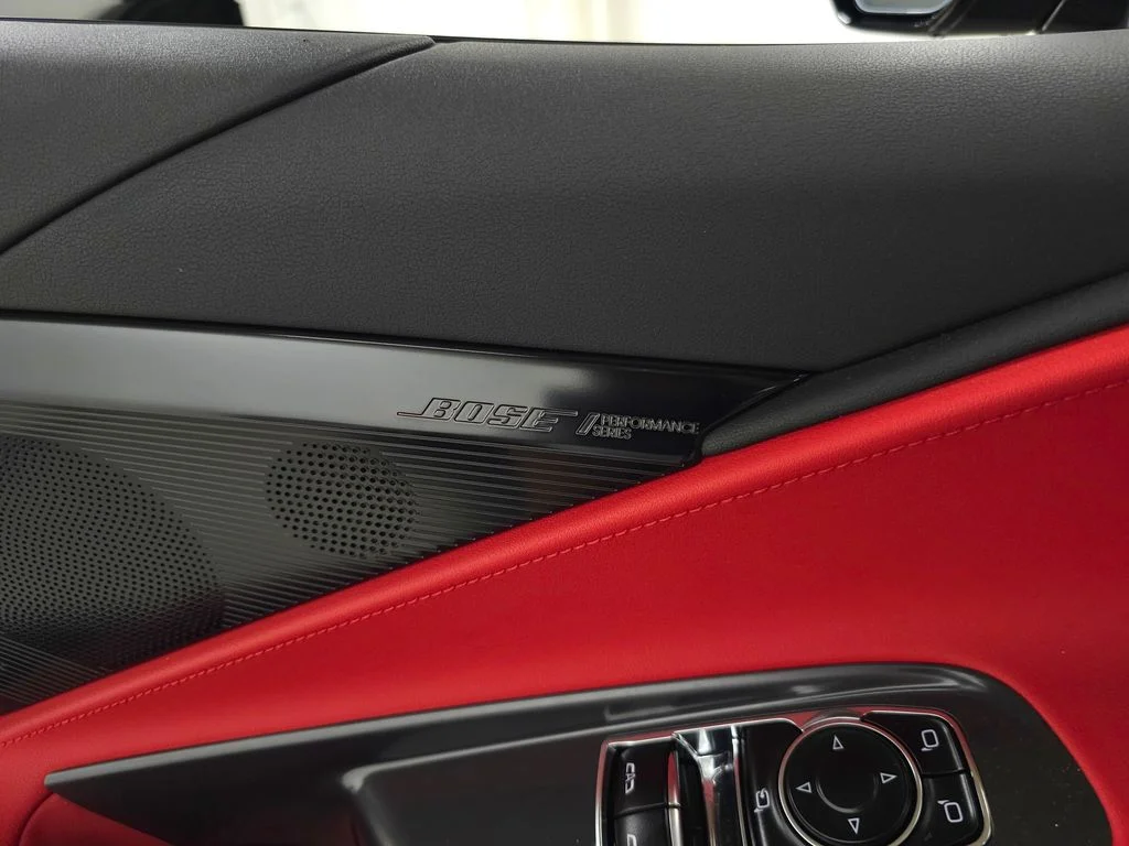 Used 2025 Black Chevrolet Z06 image 27