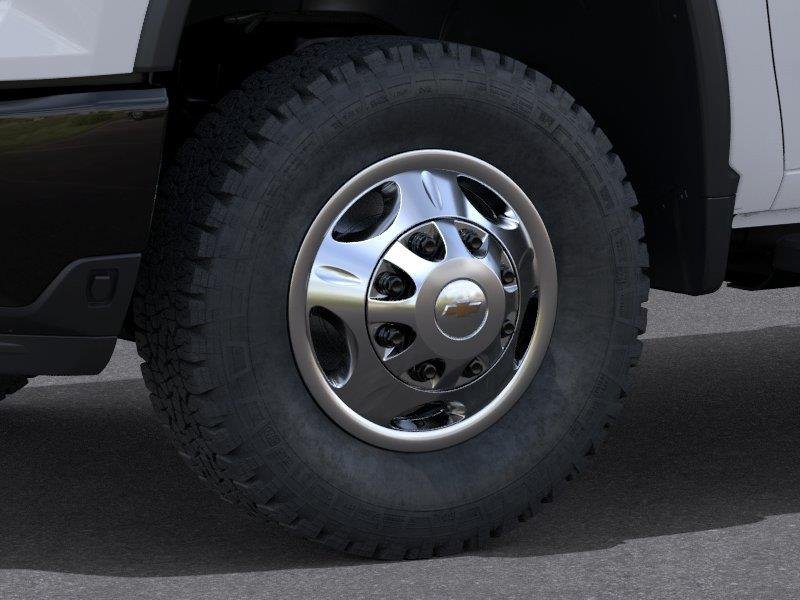 New 2026 Summit White Chevrolet Work Truck image 9