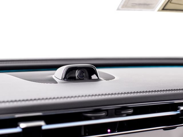 New 2026 MANUFAKTUR Moonlight White Metallic Mercedes-Benz E 53 AMG® image 90