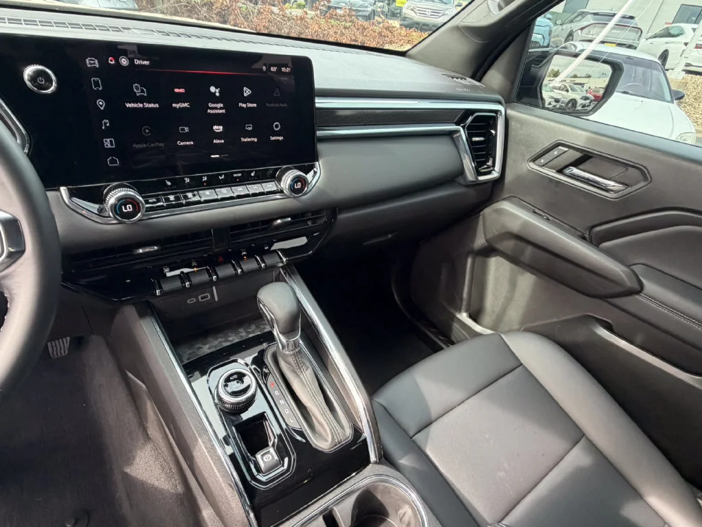 2024 GMC Canyon Elevation - Photo 33