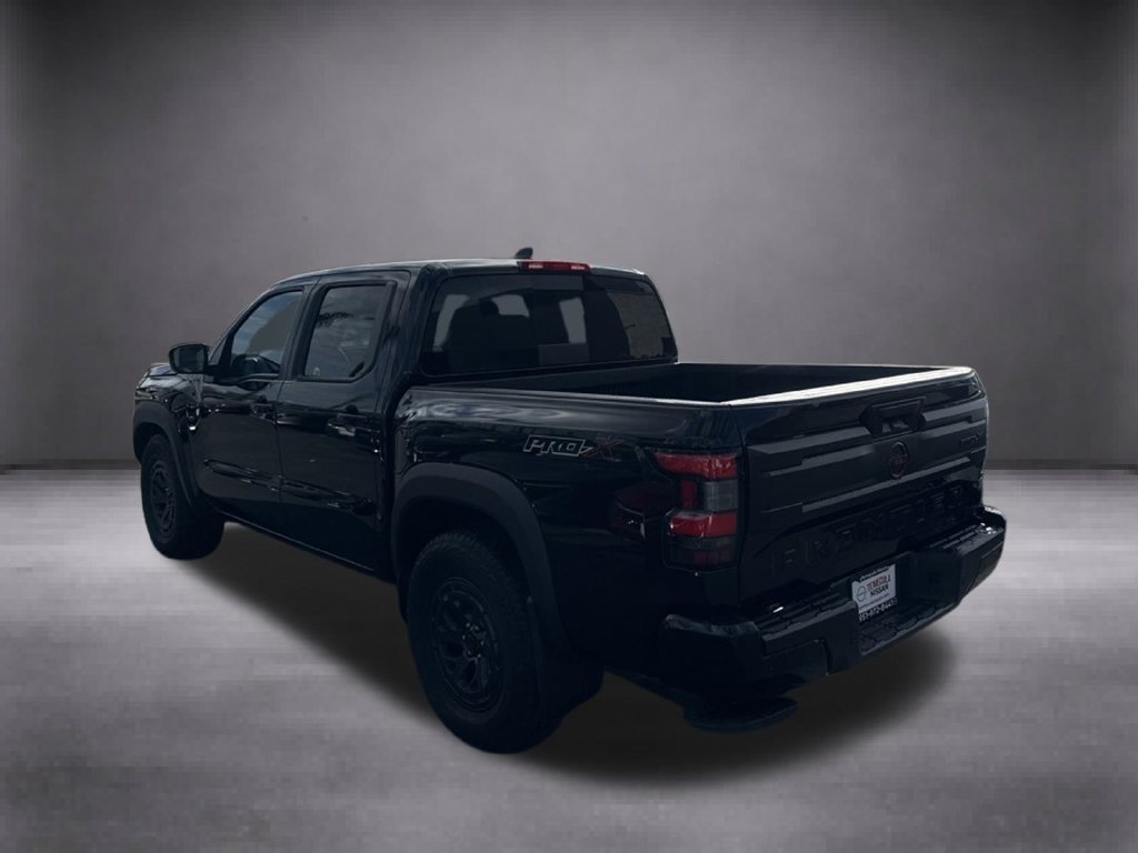 Used 2025 Black Nissan PRO-X image 6