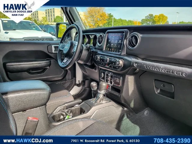 Used 2023 White Jeep Rubicon 4xe image 29