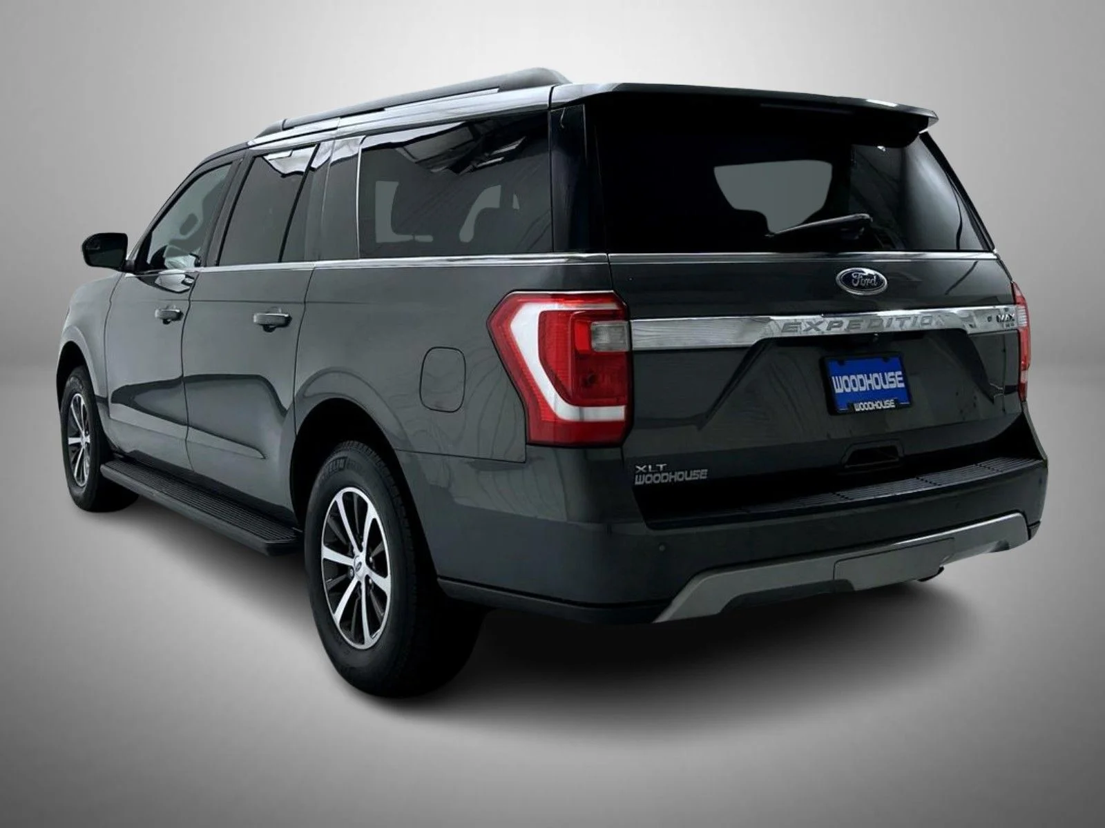 Used 2018 Gray Ford XLT image 7