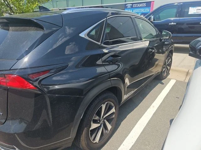 Used 2018 Black Lexus 300h image 2