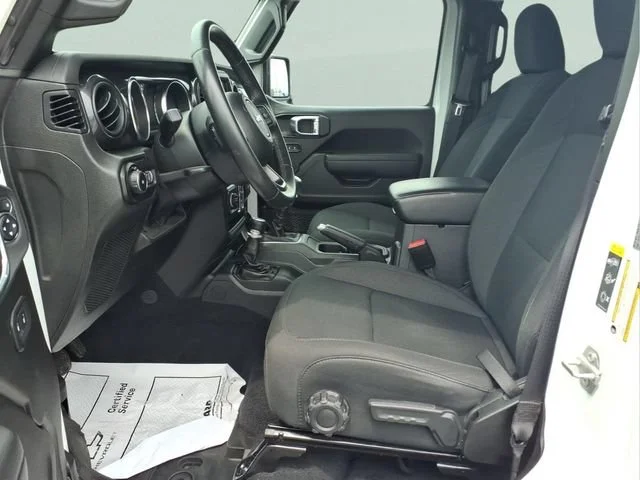 Used 2022  Jeep Unlimited Sport Altitude image 20