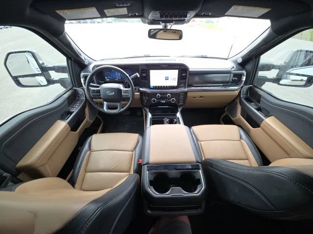 Used 2025 White Ford XL image 12
