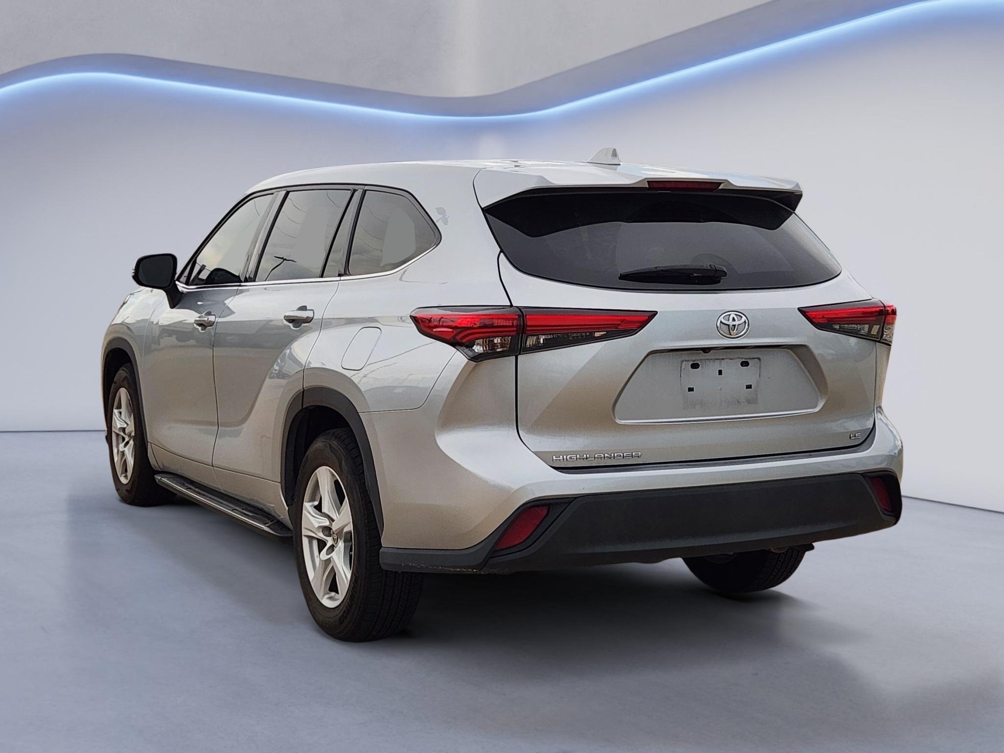 Used 2021 Celestial Silver Metallic Toyota LE image 6