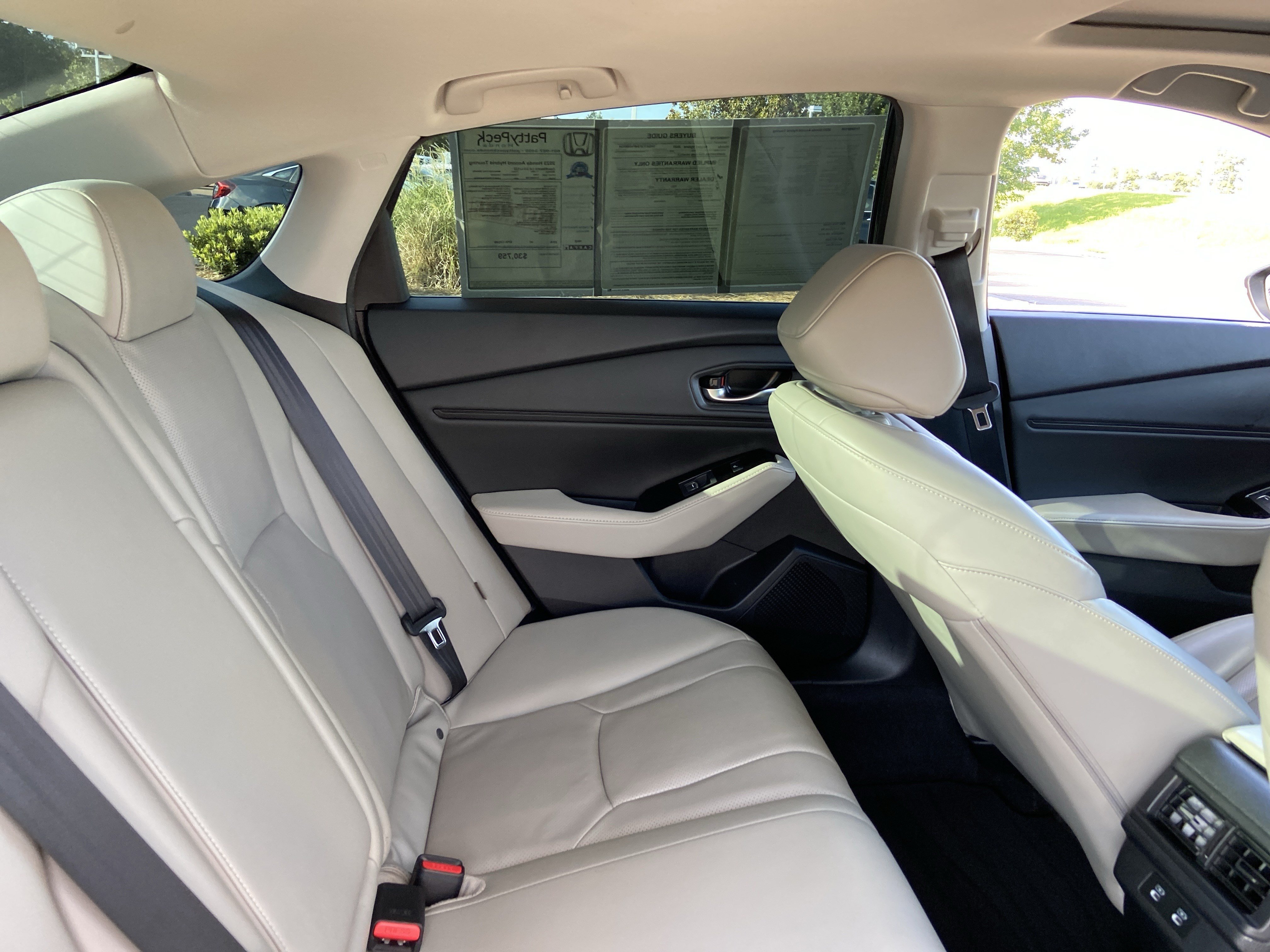 Used 2023 Meteorite Gray Metallic Honda Touring image 31