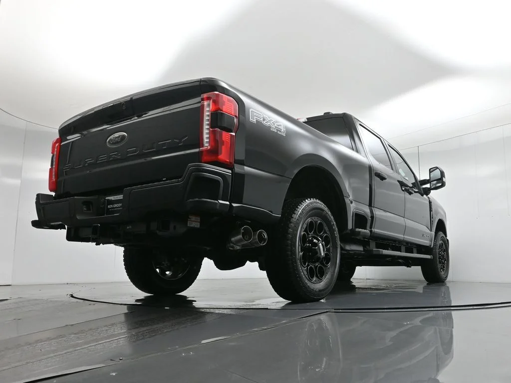 New 2026 Agate Black Metallic Ford Lariat image 48