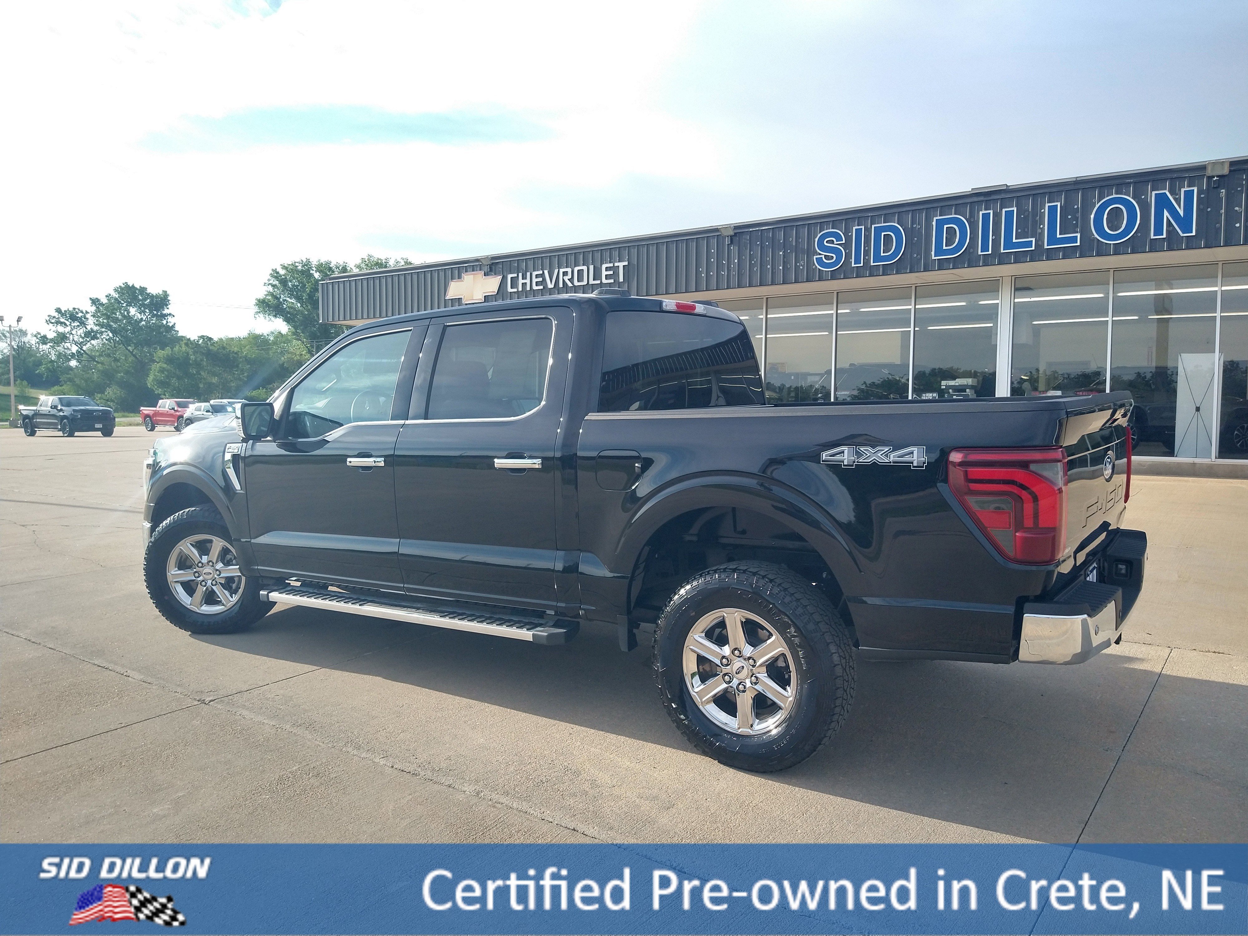 Used 2025 Agate Black Metallic Ford LARIAT image 18