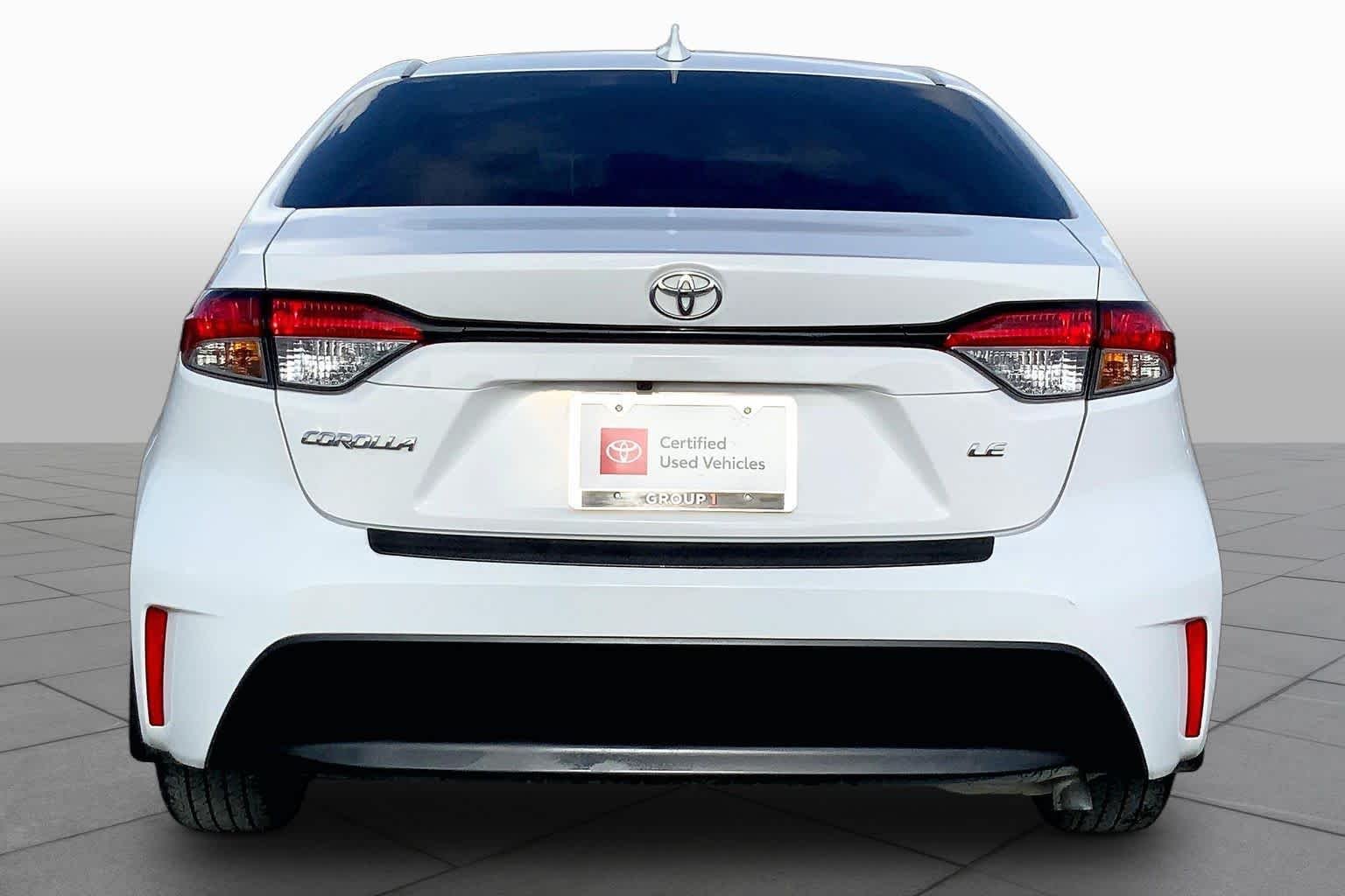 Used 2024 Ice Cap Toyota LE image 5