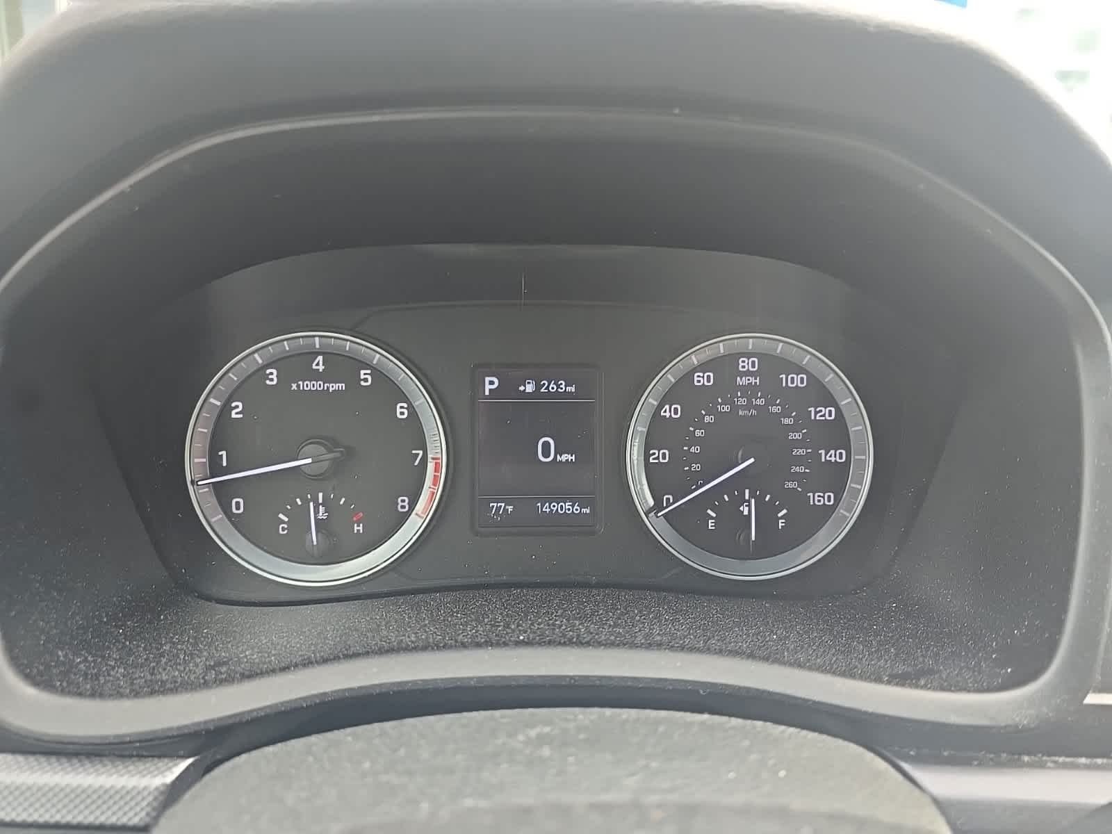 Used 2019 Machine Gray Hyundai SE image 7