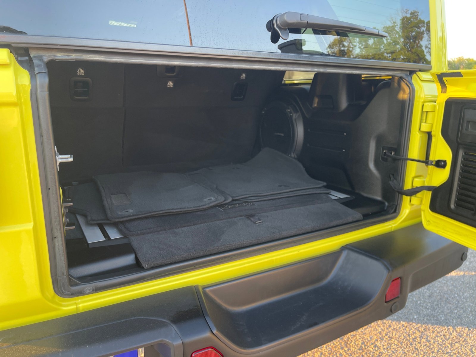 2022 Jeep Wrangler Unlimited Rubicon 392 - Photo 18