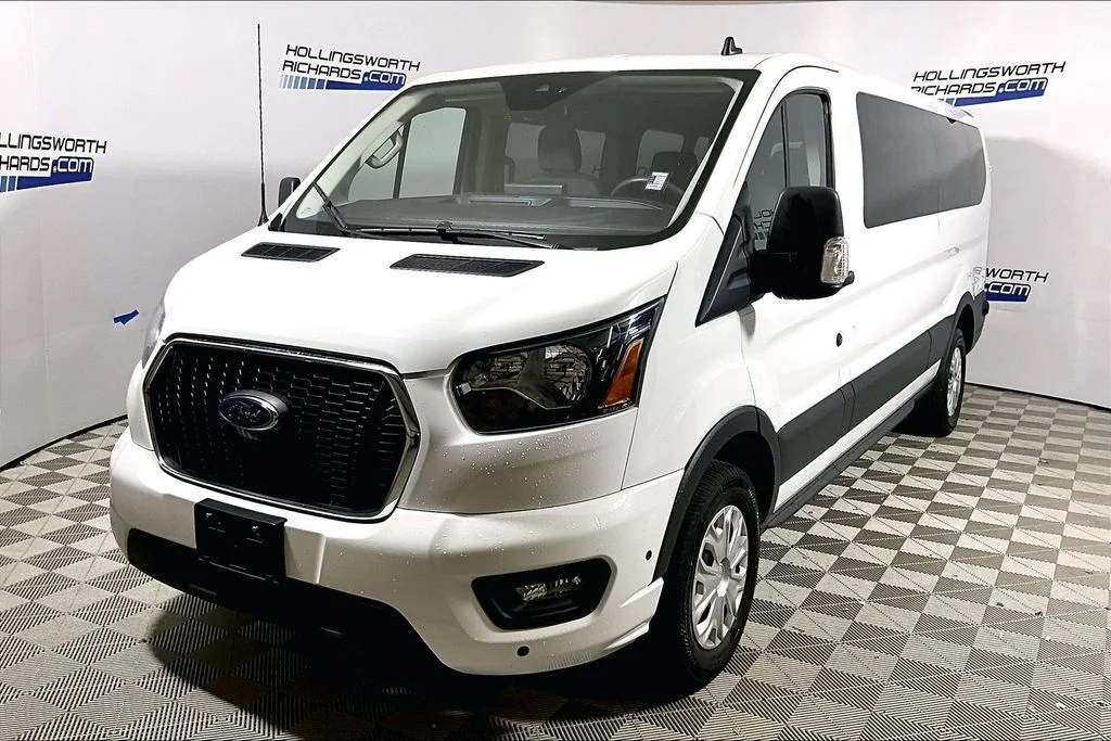 2024 Ford Transit 350 XLT Low Roof Sliding Pass. 148's photo