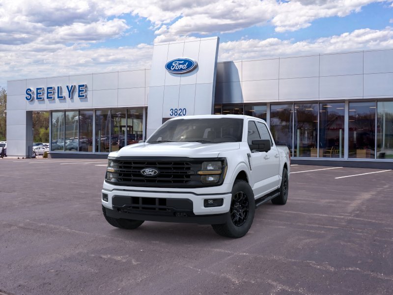 New 2026 Oxford White Ford XLT image 3
