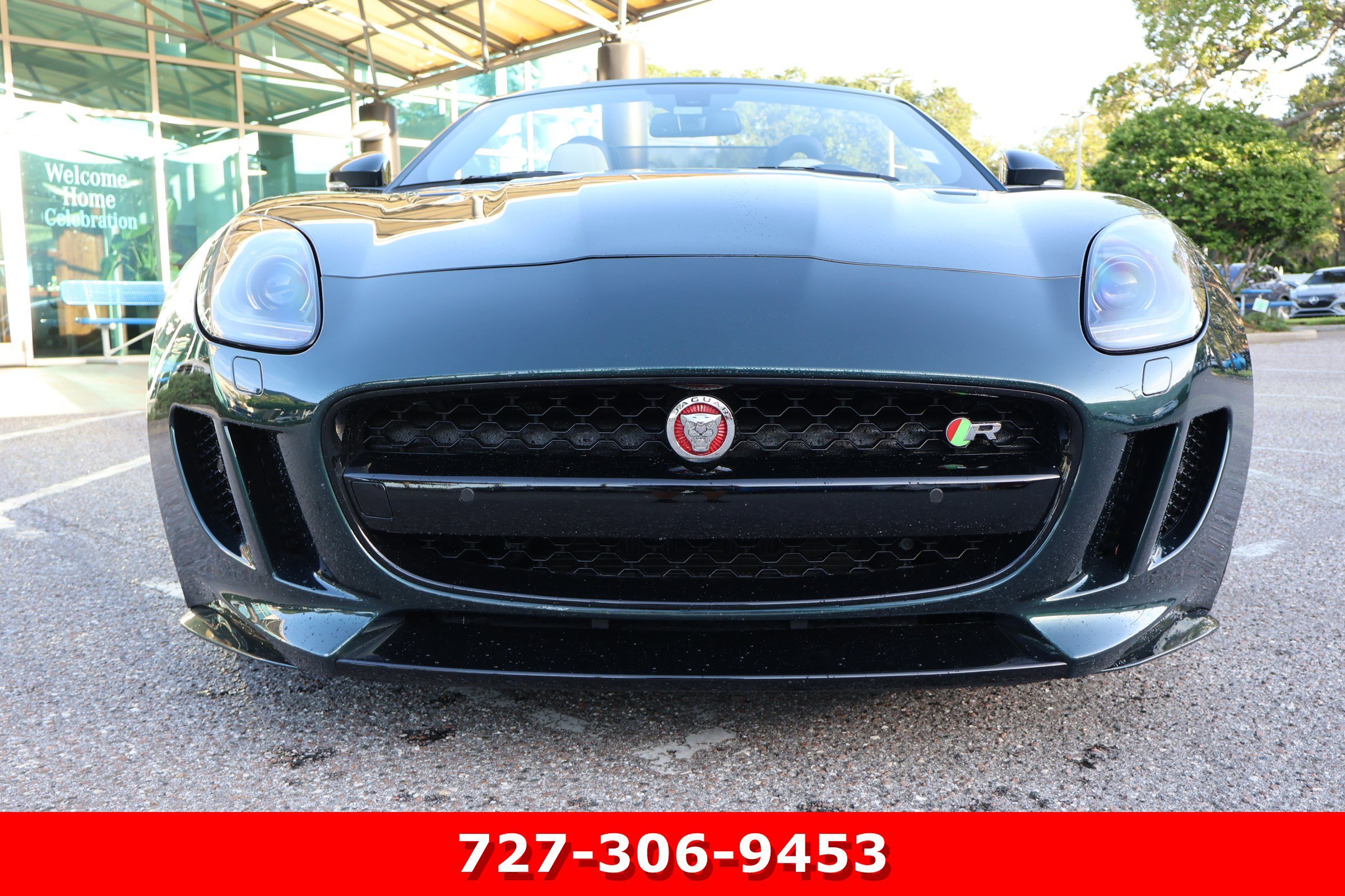 Used 2016 British Racing Green Metallic Jaguar R image 14