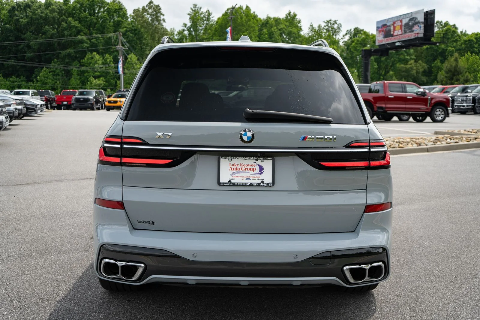 Used 2023 Gray BMW M60i image 16