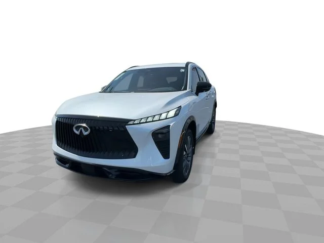 New 2027 White INFINITI LUXE image 4