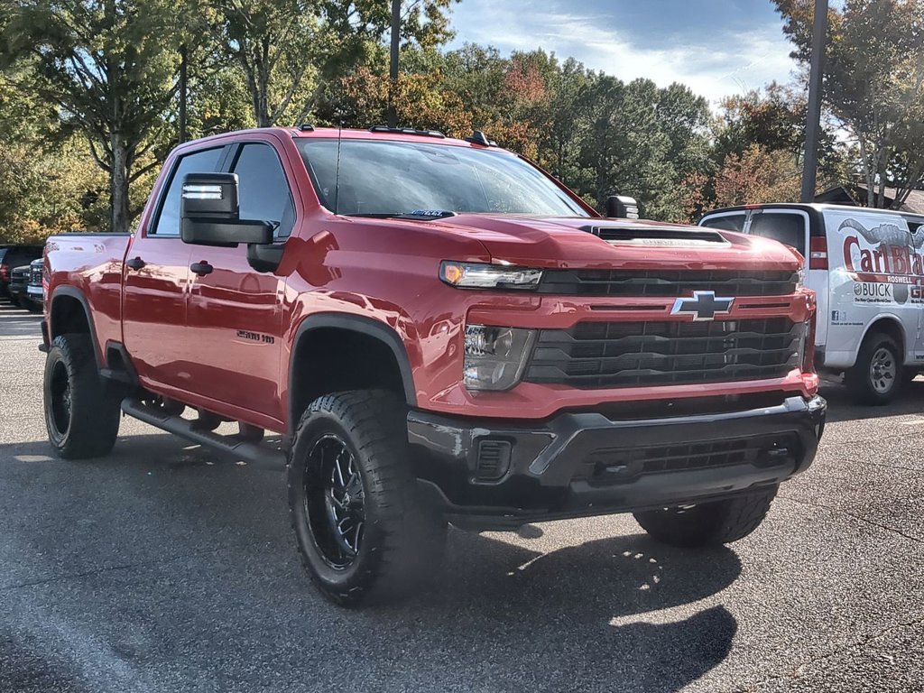 2024 Chevrolet Silverado 2500HD Custom photo 2