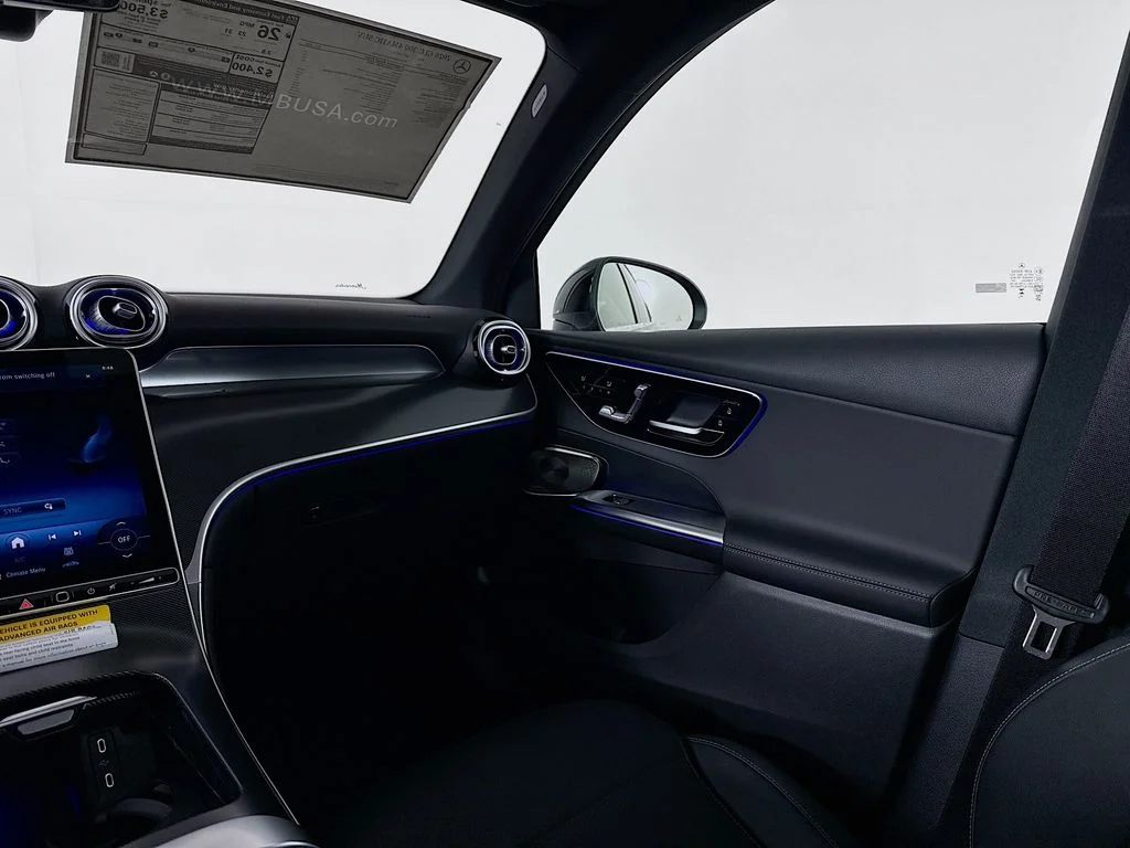 New 2026 Black Mercedes-Benz GLC 300 image 25