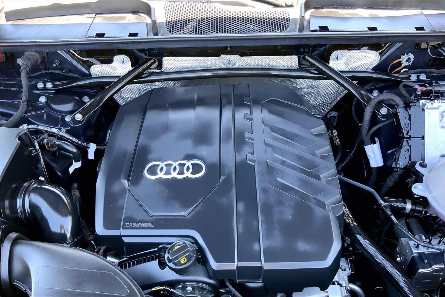 Used 2023 Navarra Blue Metallic Audi S line Premium image 32