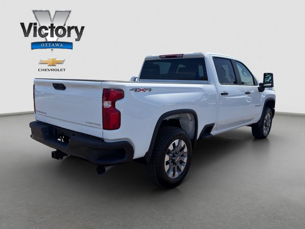 New 2026 Summit White Chevrolet Custom image 6