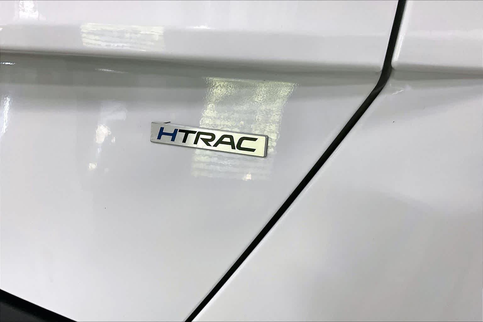 Used 2024 Atlas White Hyundai SEL image 10