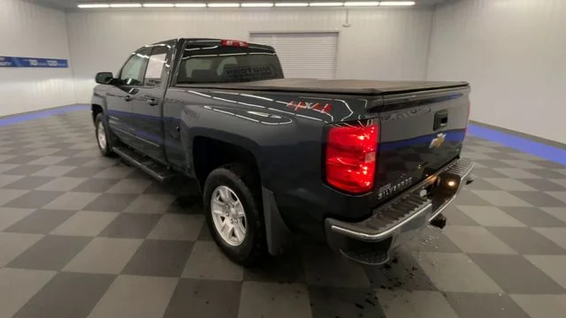 Used 2019 Graphite Metallic Chevrolet LT image 6