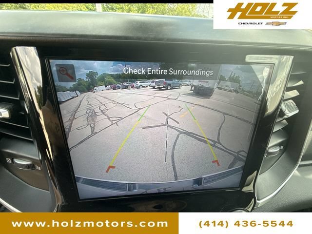 Used 2022 White Ram Big Horn image 16