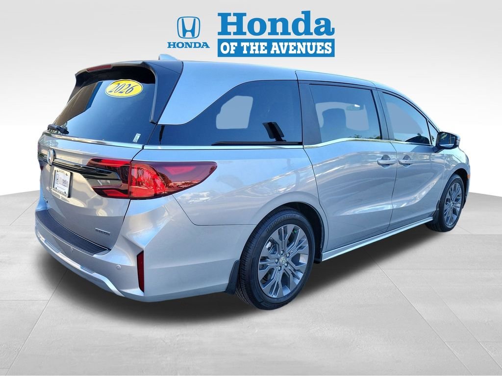 Used 2026 Silver Metallic Honda Touring image 4
