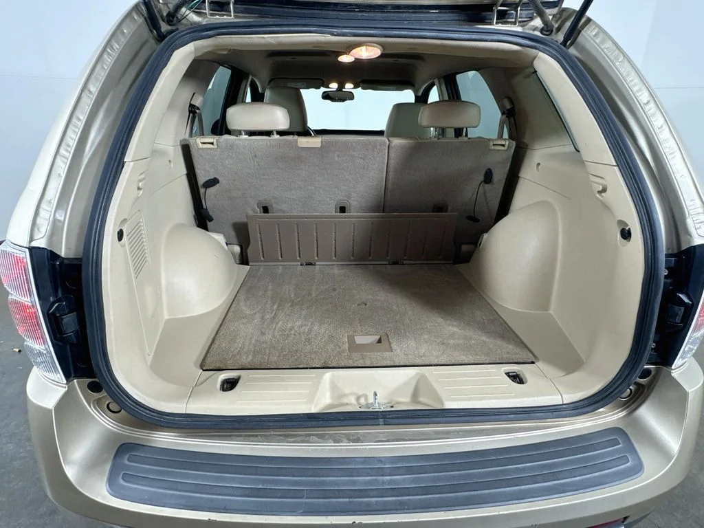 Used 2008 Beige Chevrolet LT image 29