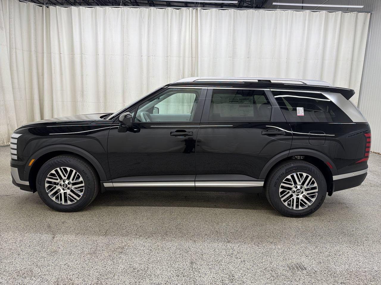 New 2027 Abyss Black Pearl Hyundai SEL Premium AWD image 6